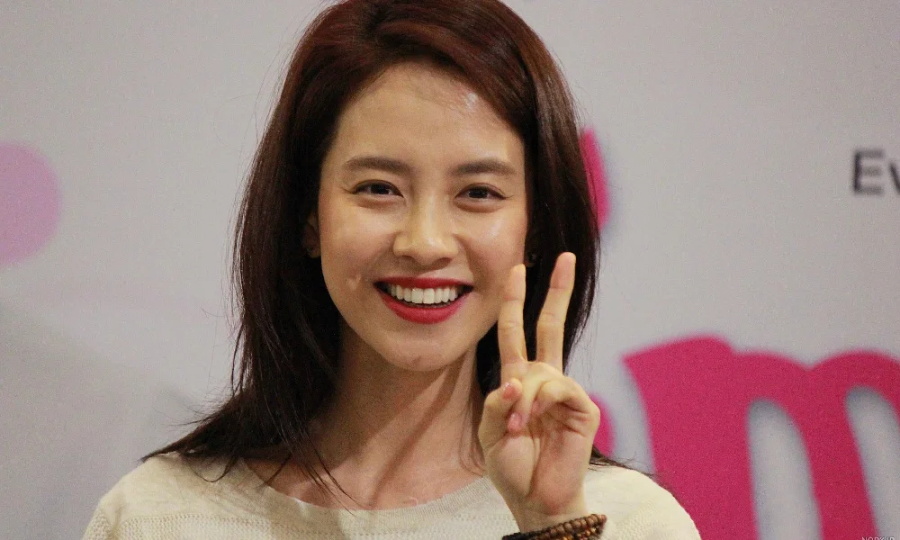 بیوگرافی بازیگران سریال سرنوشت یک مبارز: معرفی کامل نقشها و هنرمندان 5 سریال سرنوشت یک مبارز