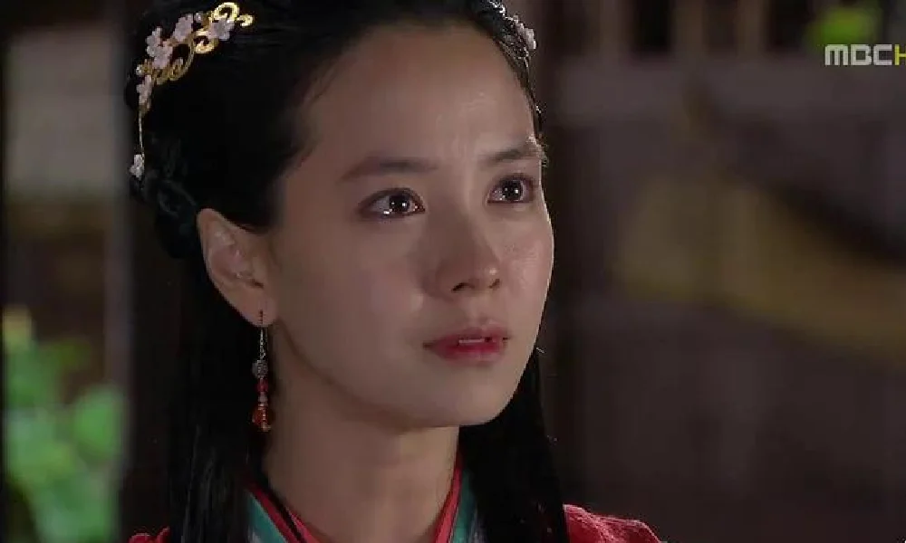 بیوگرافی بازیگران سریال سرنوشت یک مبارز: معرفی کامل نقشها و هنرمندان 7 سریال سرنوشت یک مبارز