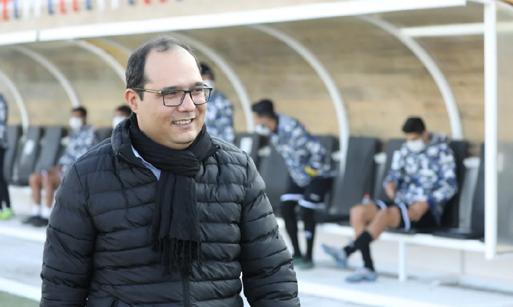 آخرین وضعیت سلامت محمد ربیعی، سرمربی ذوب‌آهن | وضعیت جسمانی جدید