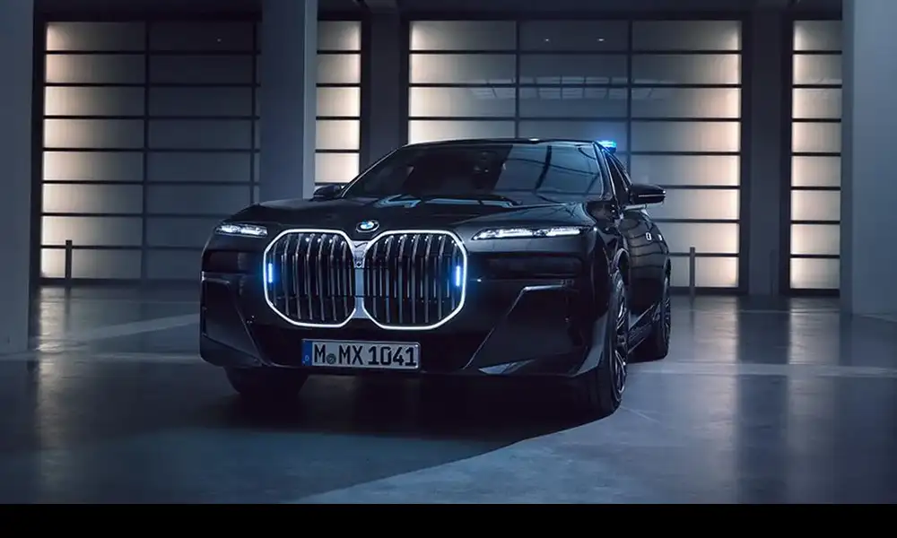 ابرهوش BMW