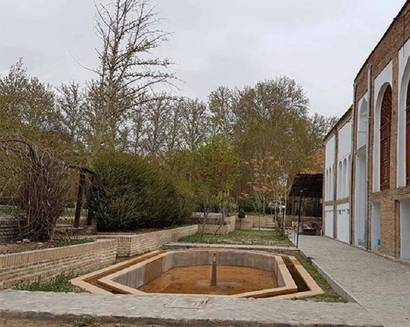 کاخ های کرج دیدنی های کرج