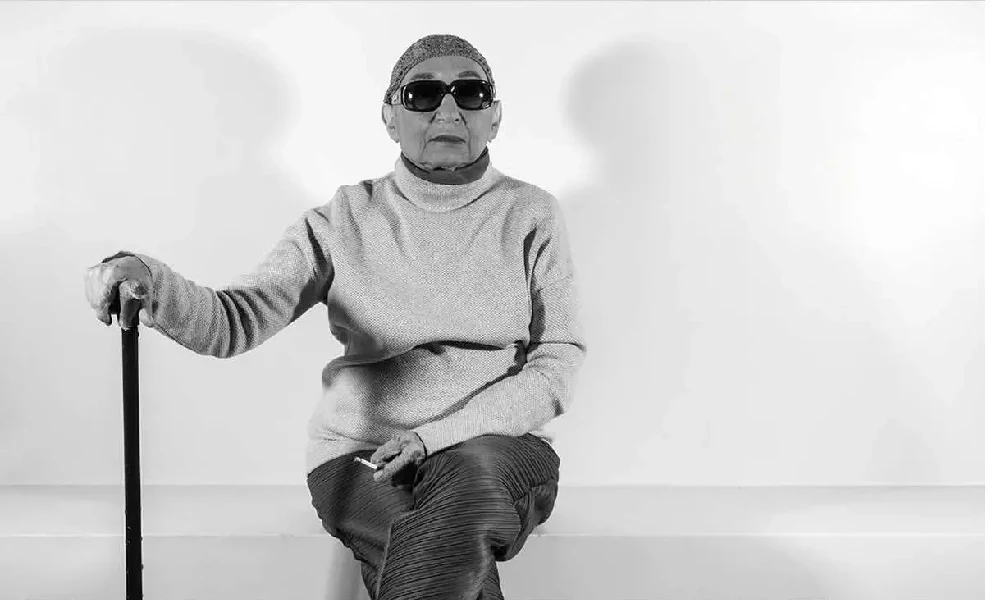 پروانه اعتمادی درگذشت