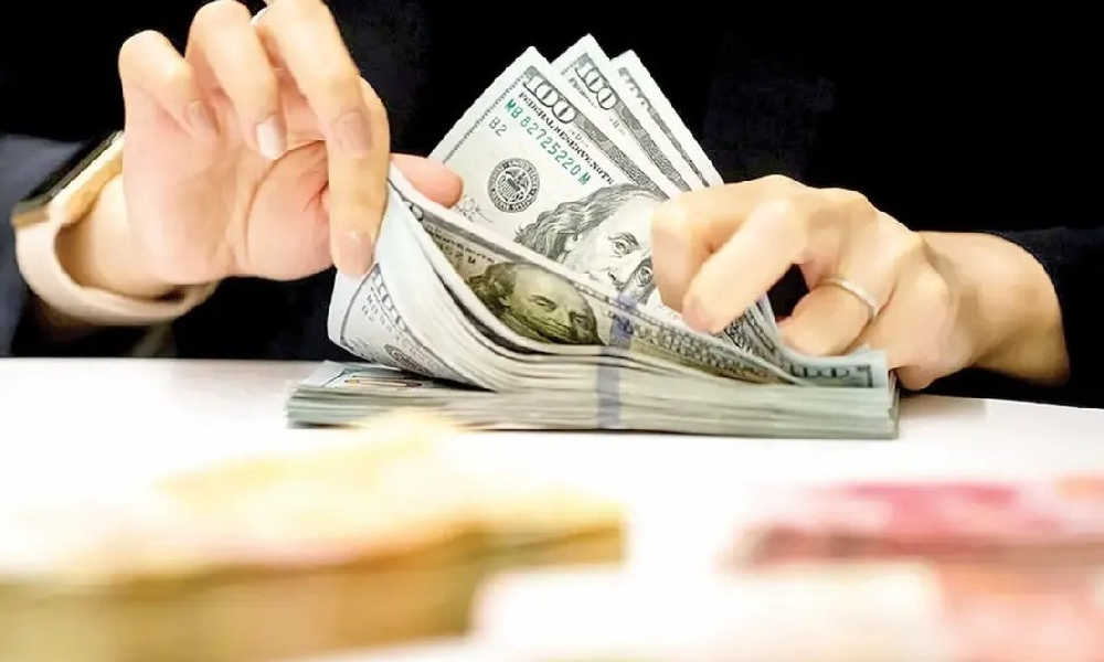 پیش‌بینی قیمت دلار؛ آیا توافق ایران و آمریکا موجب کاهش رشد قیمت دلار خواهد شد؟