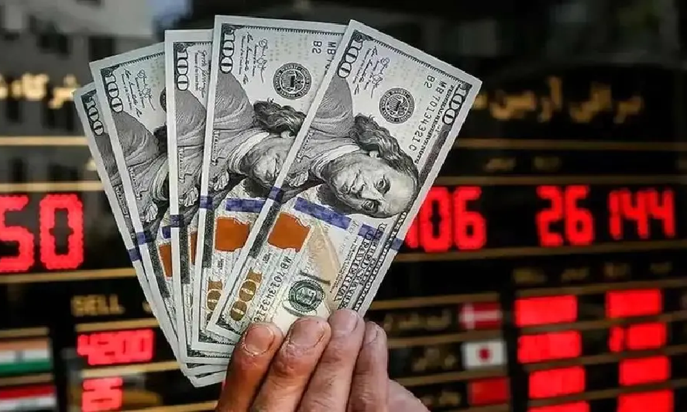 شوک به بازار ارز! آیا در سال 1404 رشد قیمت دلار ادامه خواهد داشت یا متوقف می‌شود؟
