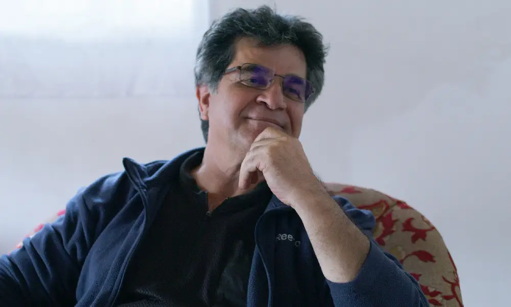 بیوگرافی جعفر پناهی: نگاهی به آثار این کارگردان ایرانی 2 جعفر پناهی، کارگردان برجستهٔ ایرانی