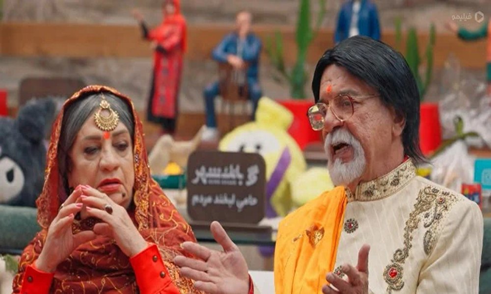 تصویری از صندلی‌های خالی در کنار شرکت‌کنندگان جوکر؛ تأکیدی بر نبود زوج در فصل جدید جوکر و بحران روابط در سینما.