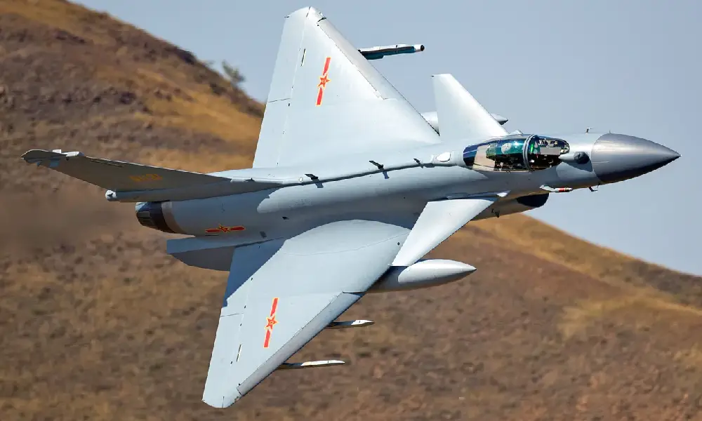 جنگنده چینی J-10C | معروف به "اژدهای خروشان" (Vigorous Dragon)