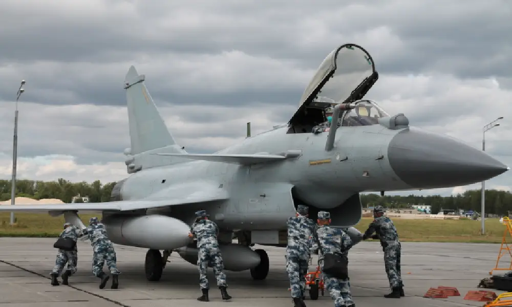 جنگنده چینی J-10C