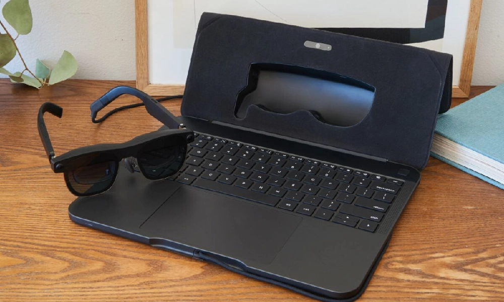 اولین لپتاپ بدون نمایشگر