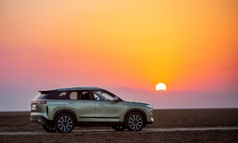 بررسی لوکانو L7