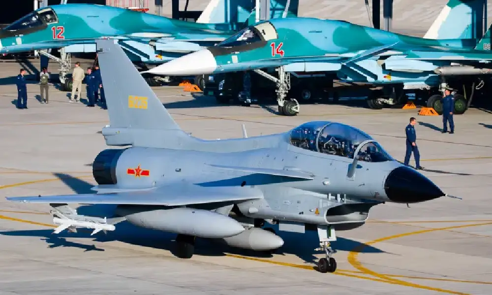 جنگنده چینی J-10C