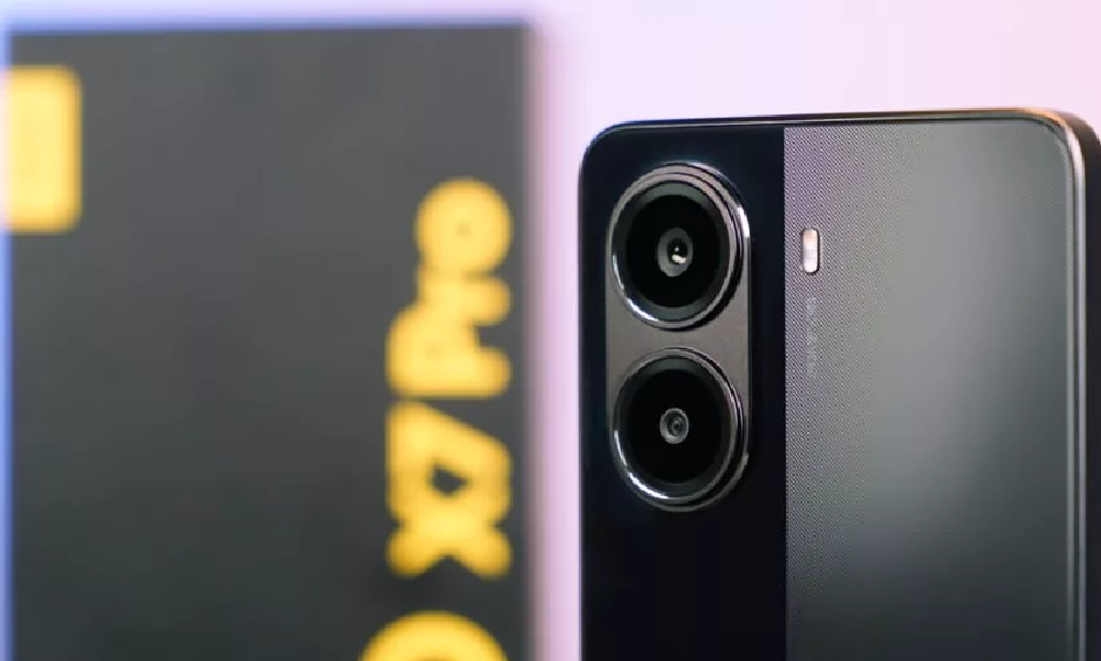 گوشی POCO X7 Pro با نمایشگر روشن، باتری قوی و عملکرد گیمینگ عالی، یکی از بهترین میان‌رده‌های بازار است.