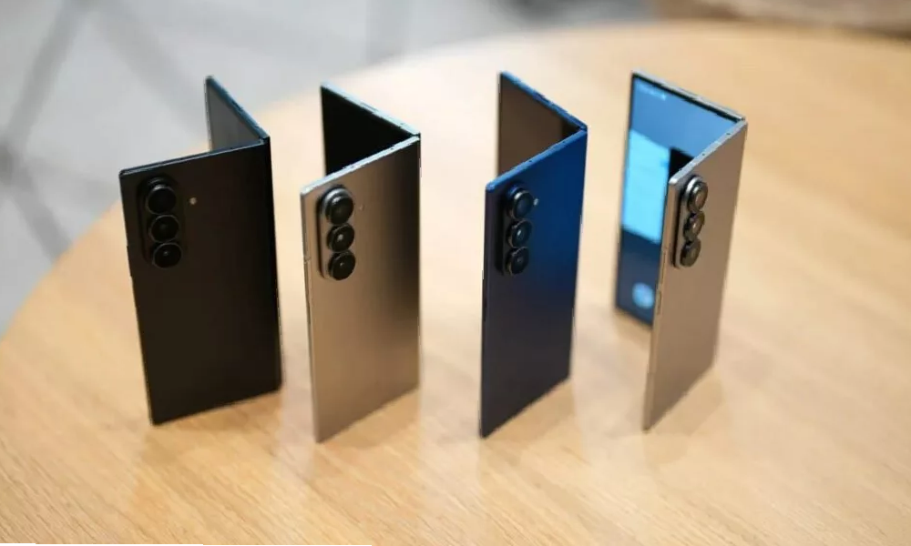 بررسی کامل گلکسی زد فولد 7، گوشی تاشوی جدید سامسونگ با نمایشگرهای پیشرفته و قابلیت‌های هوش مصنوعی انقلابی.