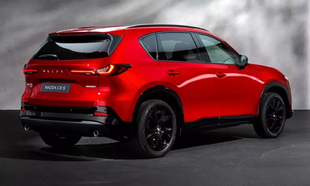 «نسل دوم مزدا CX-5 با فضای بیشتر و فناوری‌های هوشمند رونمایی شد»