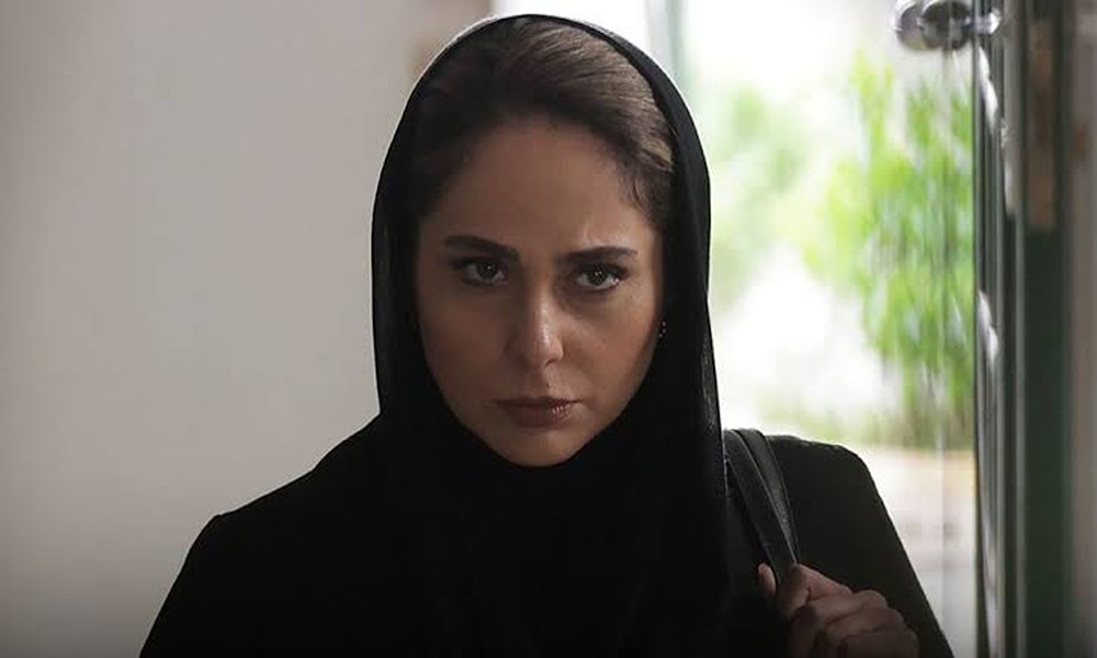 رعنا آزادی‌ور بازیگر نقش اصلی | بیوگرافی بازیگران سریال سقوط شبانه