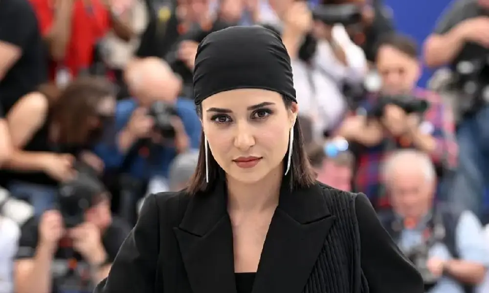 بیوگرافی بازیگران بن سای: شروین حاجی پور بازیگر شد 6 نقش پریناز ایزدیار در بن سای