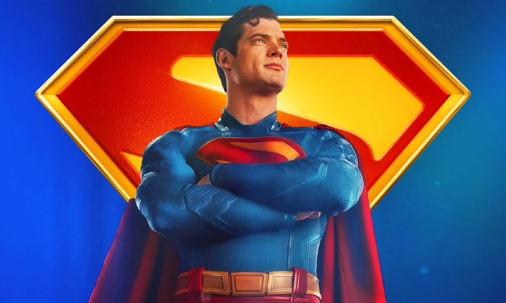 فیلم سوپرمن ۲۰۲۵: بررسی کامل داستان + بیوگرافی بازیگران
