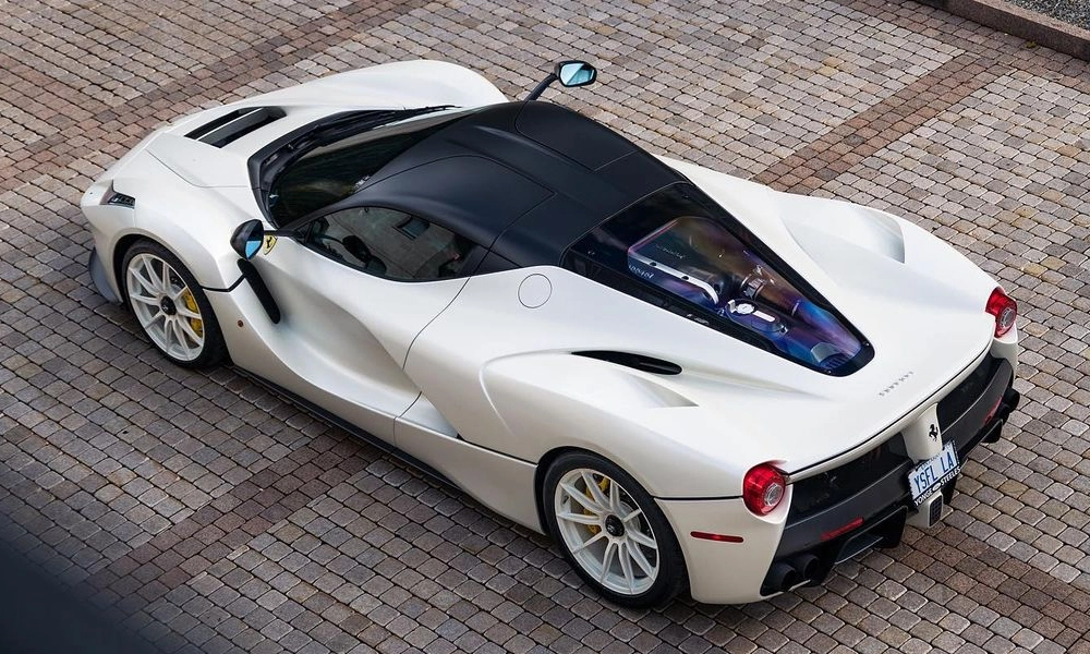 فراری لافراری