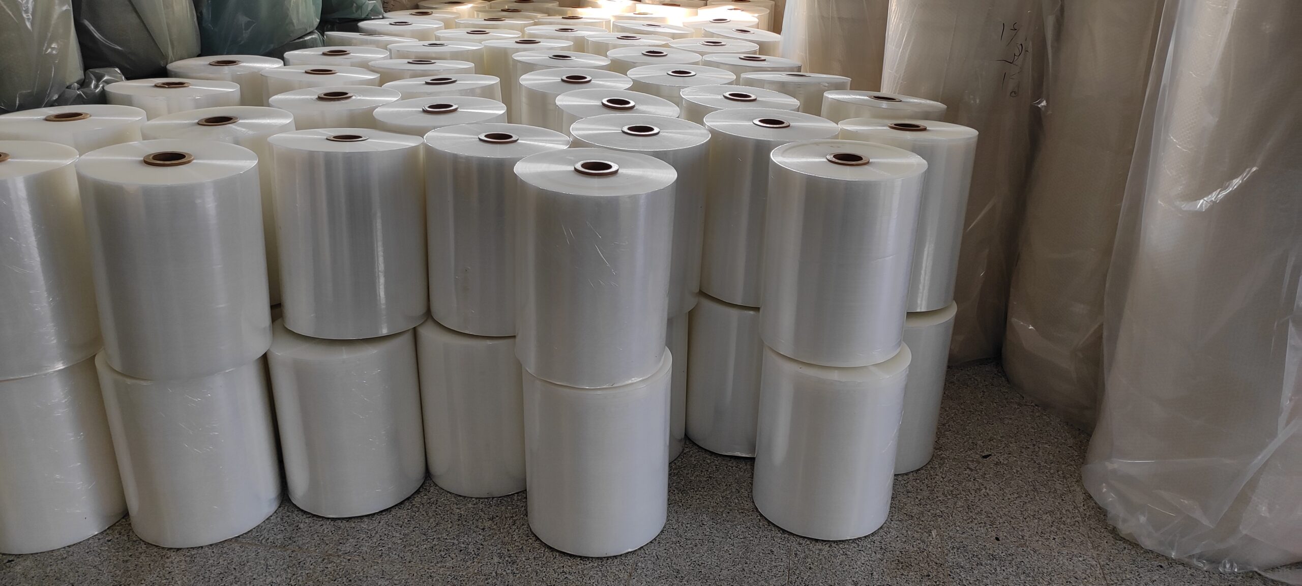 فیلم استرچ؛ همراه مطمئن بسته بندی مدرن 3 سام پلاستیک؛ تولیدکننده فیلم استرچ