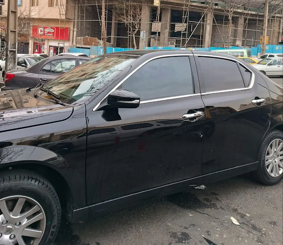 شیشه دودی نانو سرامیک